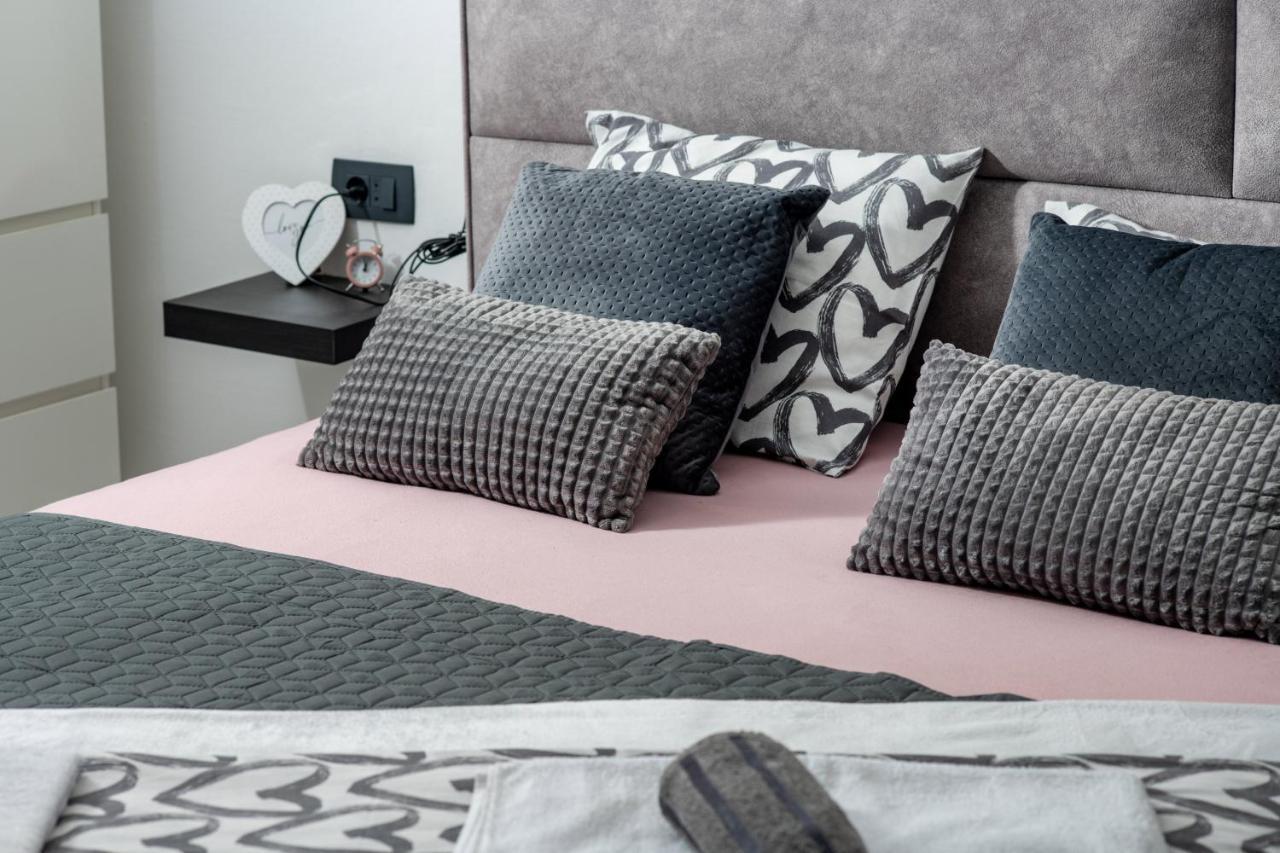 Amare Apartments Bobovisca Kültér fotó